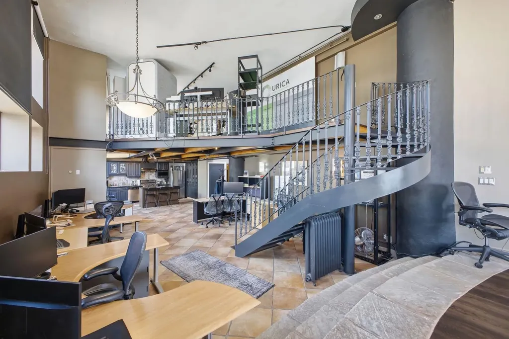 1117 1 Street SW Calgary AB T2R0T9