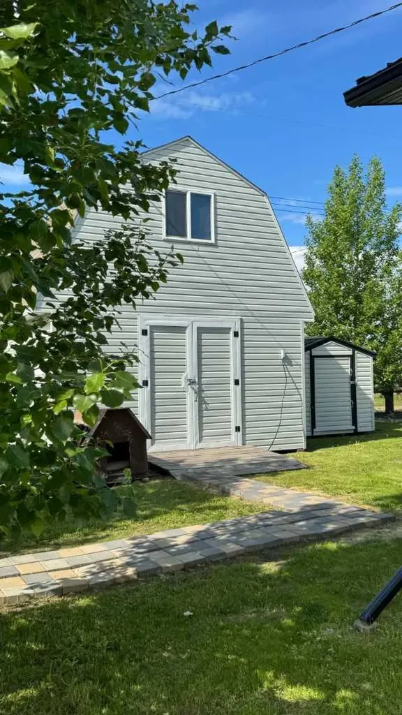 106 Brien Avenue NW Falher AB T0H 1M0