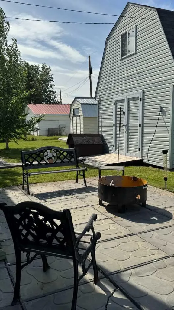 106 Brien Avenue NW Falher AB T0H 1M0