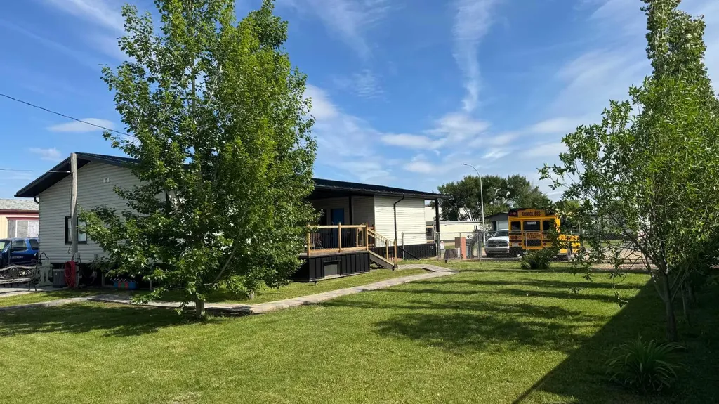 106 Brien Avenue NW Falher AB T0H 1M0