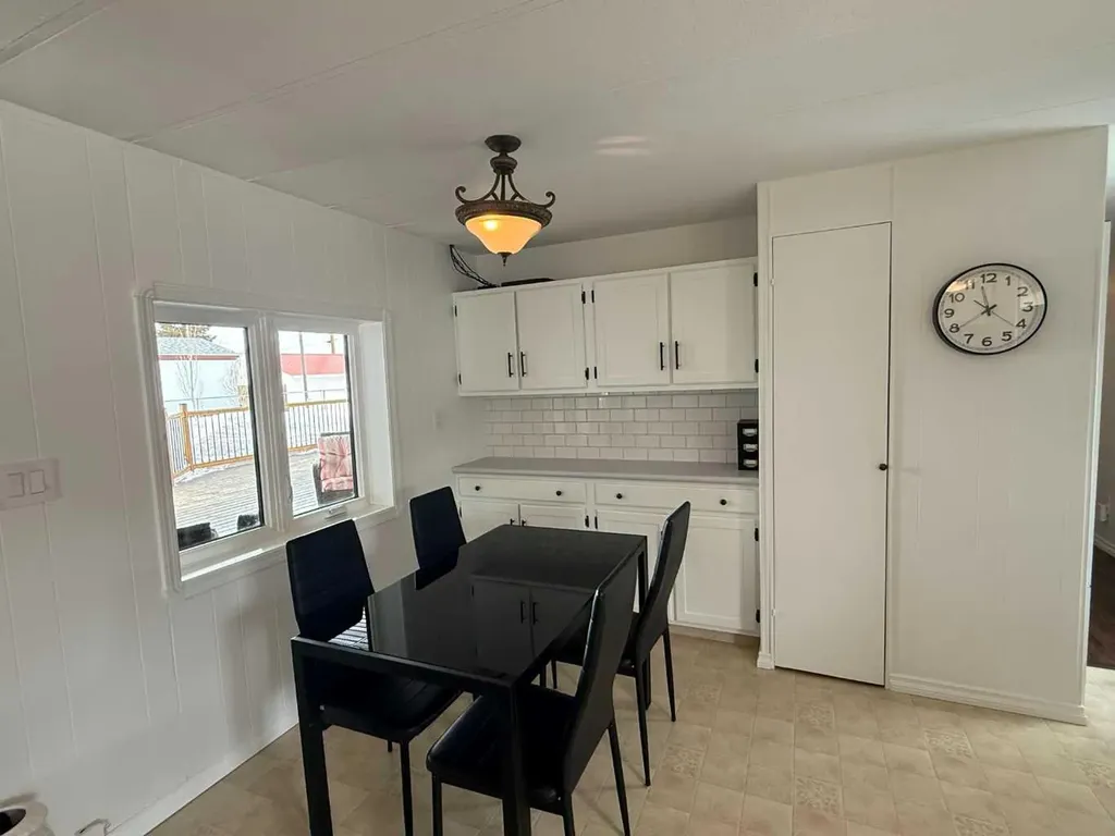 106 Brien Avenue NW Falher AB T0H 1M0