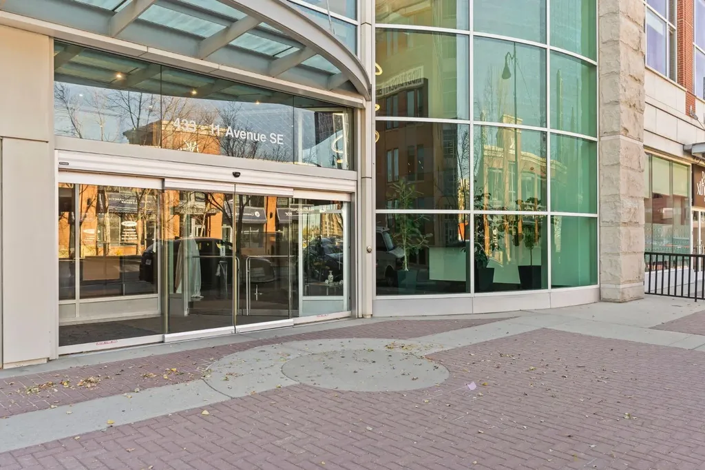 433 11 Avenue SE Calgary AB T2G 0C7