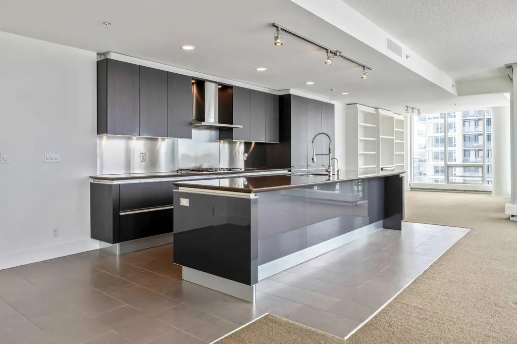 433 11 Avenue SE Calgary AB T2G 0C7