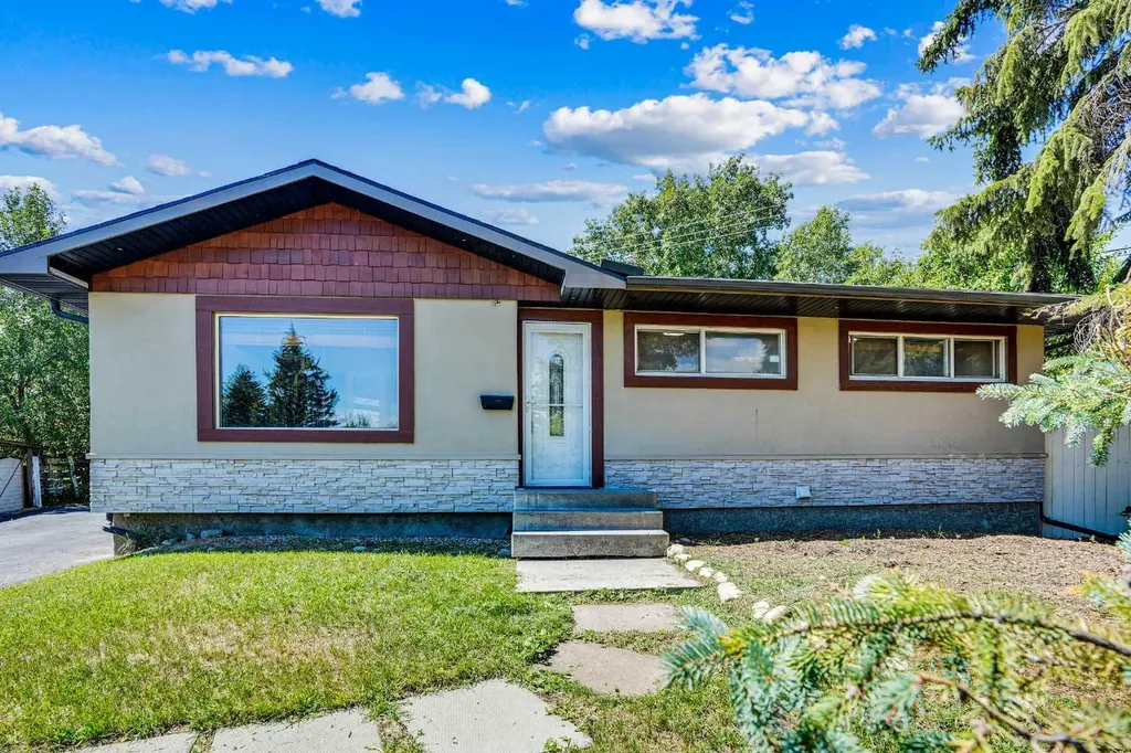 52 Harrow Crescent SW Calgary AB T2V 3A9
