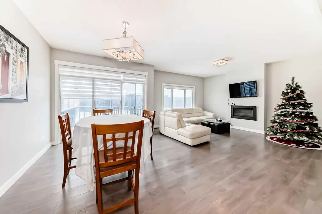 144 Nolancrest Circle NW Calgary AB T3R 0T7
