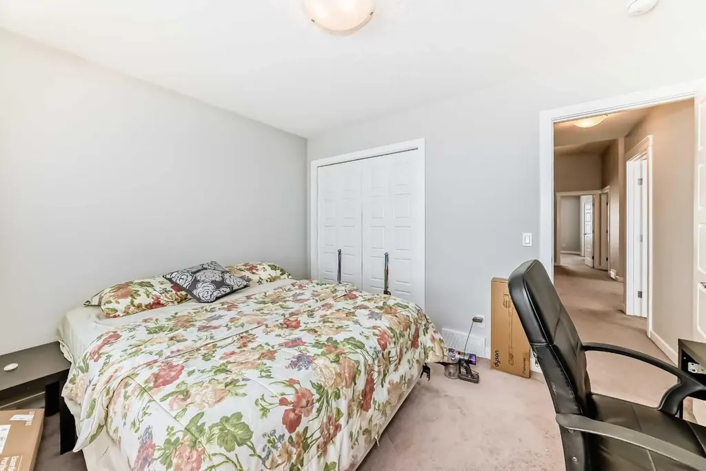 144 Nolancrest Circle NW Calgary AB T3R 0T7
