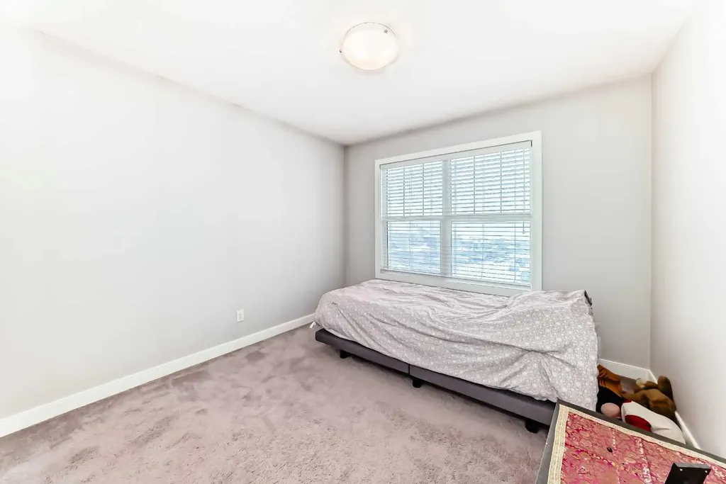 144 Nolancrest Circle NW Calgary AB T3R 0T7