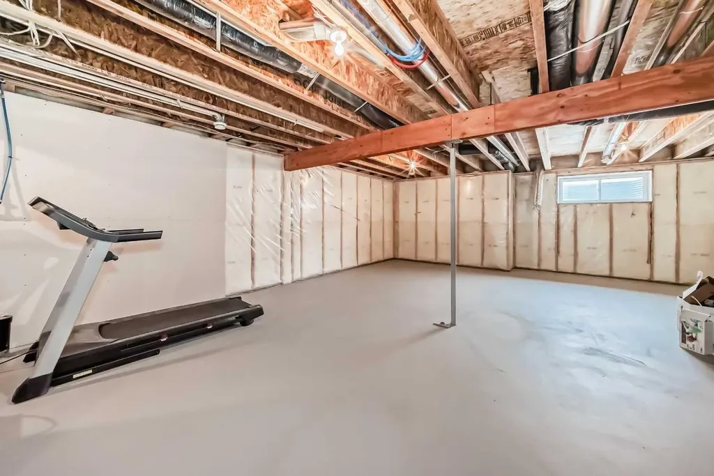 144 Nolancrest Circle NW Calgary AB T3R 0T7