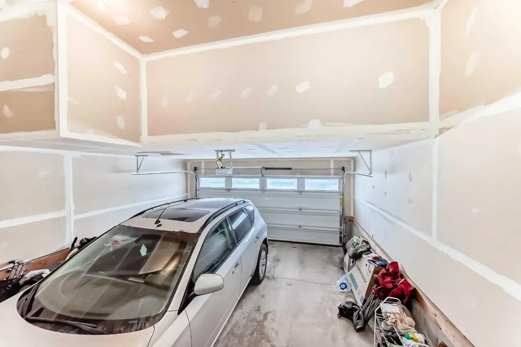 144 Nolancrest Circle NW Calgary AB T3R 0T7