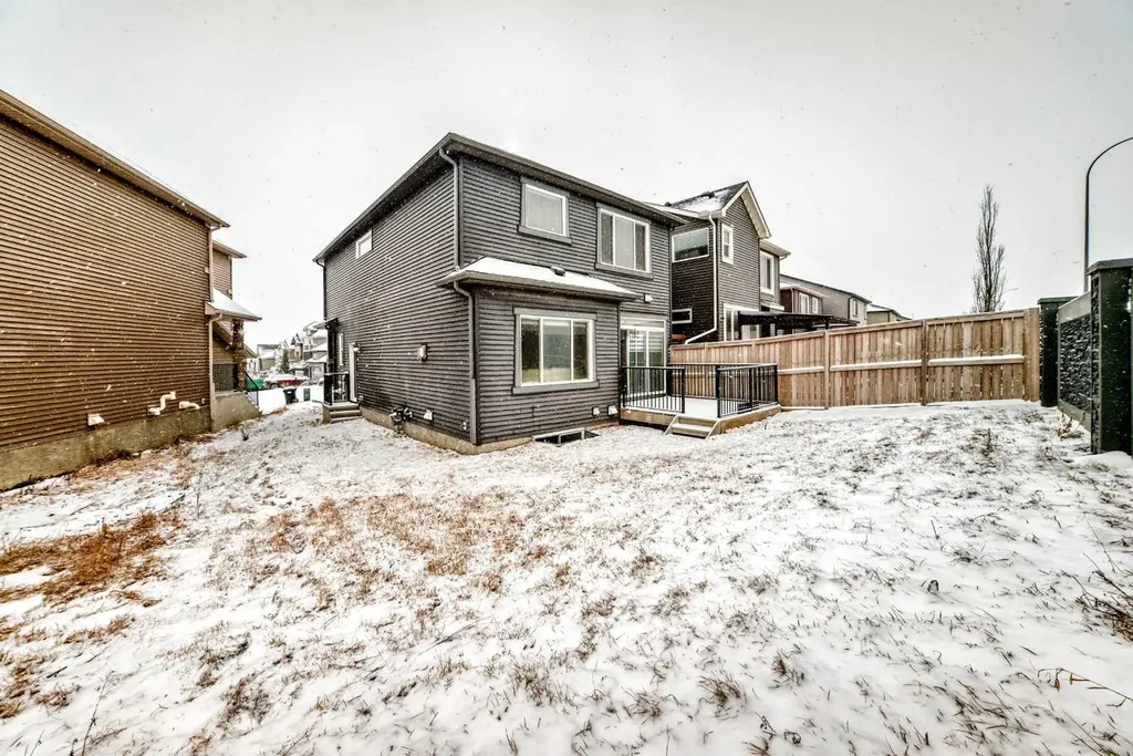 144 Nolancrest Circle NW Calgary AB T3R 0T7