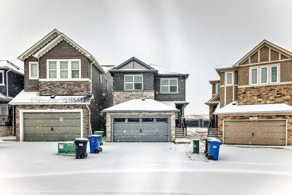 144 Nolancrest Circle NW Calgary AB T3R 0T7
