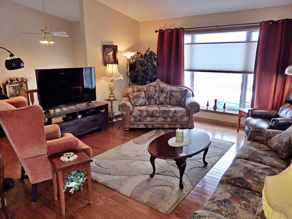 5115 Riverside Drive Vermilion AB T9X 1T8