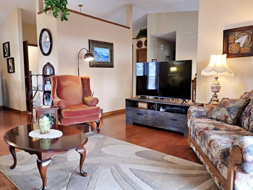 5115 Riverside Drive Vermilion AB T9X 1T8
