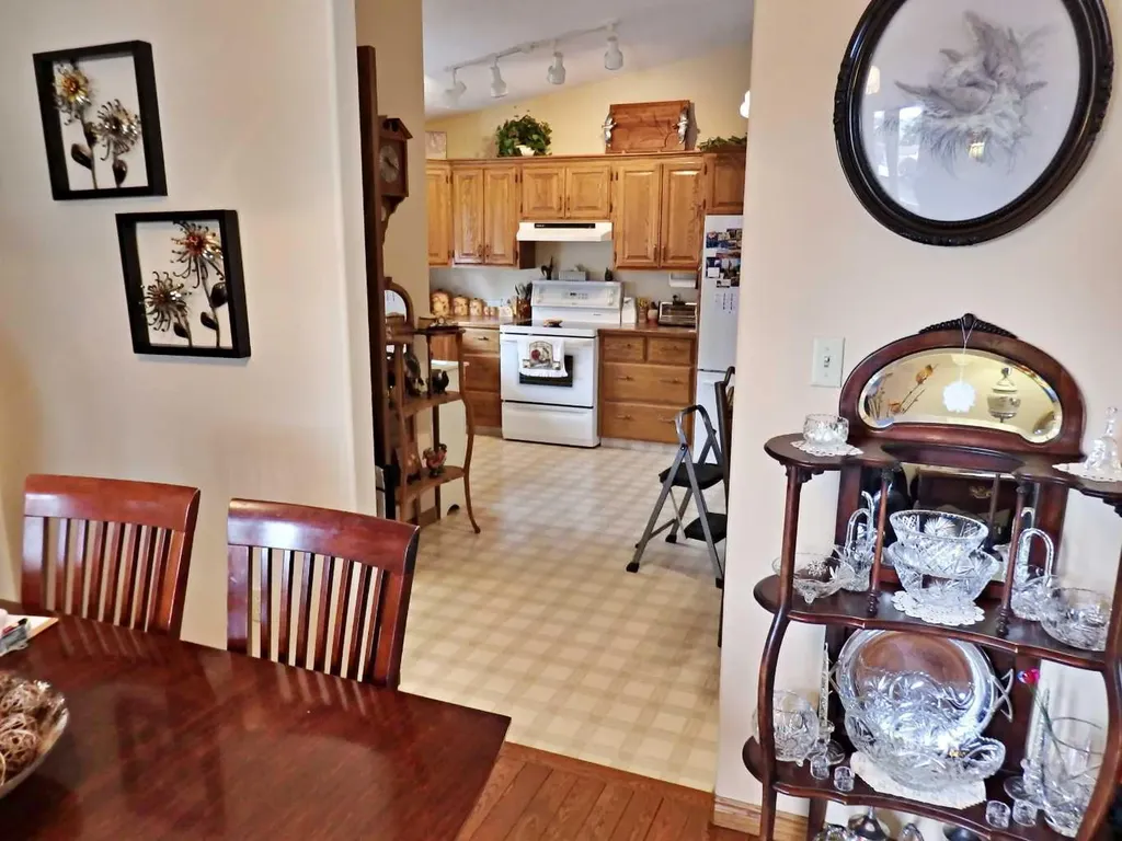 5115 Riverside Drive Vermilion AB T9X 1T8