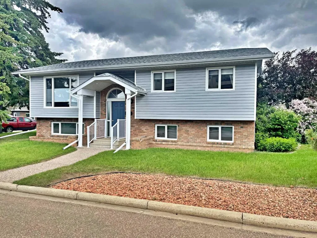 5115 Riverside Drive Vermilion AB T9X 1T8