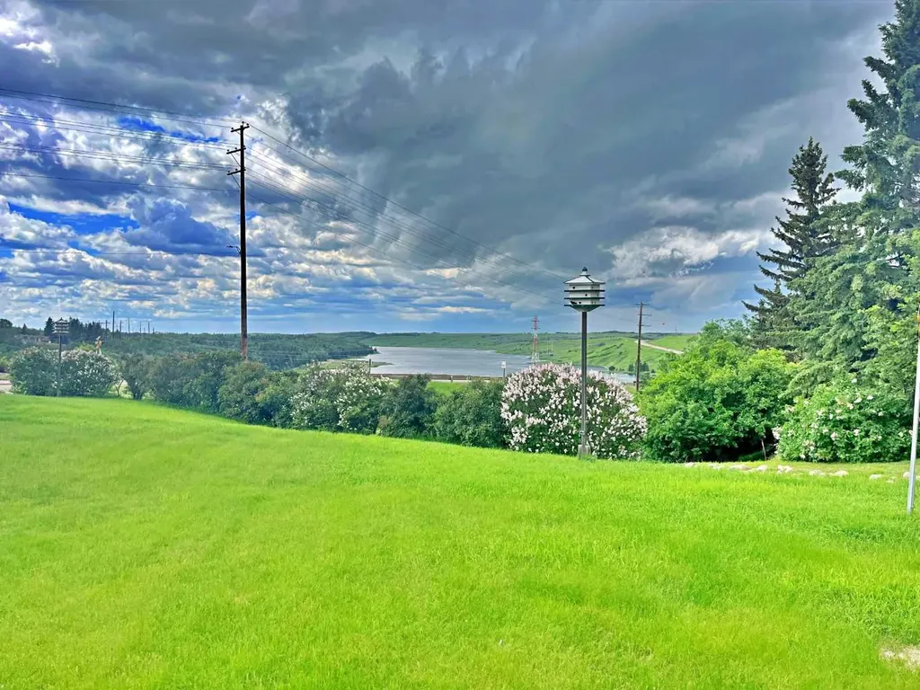 5115 Riverside Drive Vermilion AB T9X 1T8