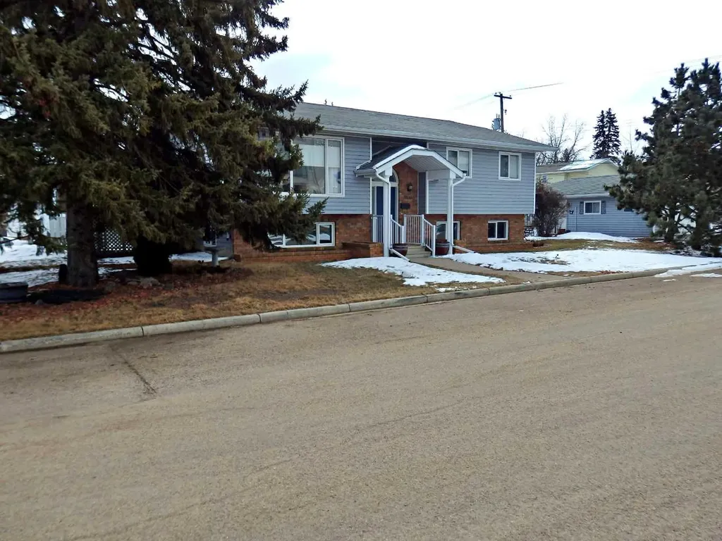 5115 Riverside Drive Vermilion AB T9X 1T8