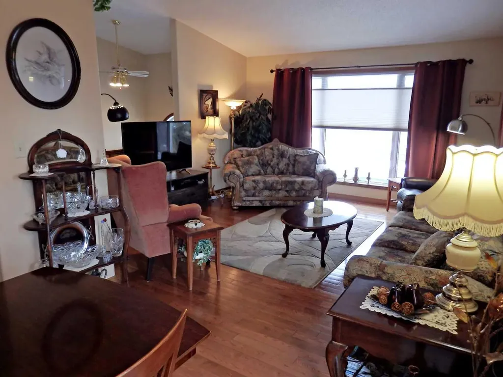 5115 Riverside Drive Vermilion AB T9X 1T8