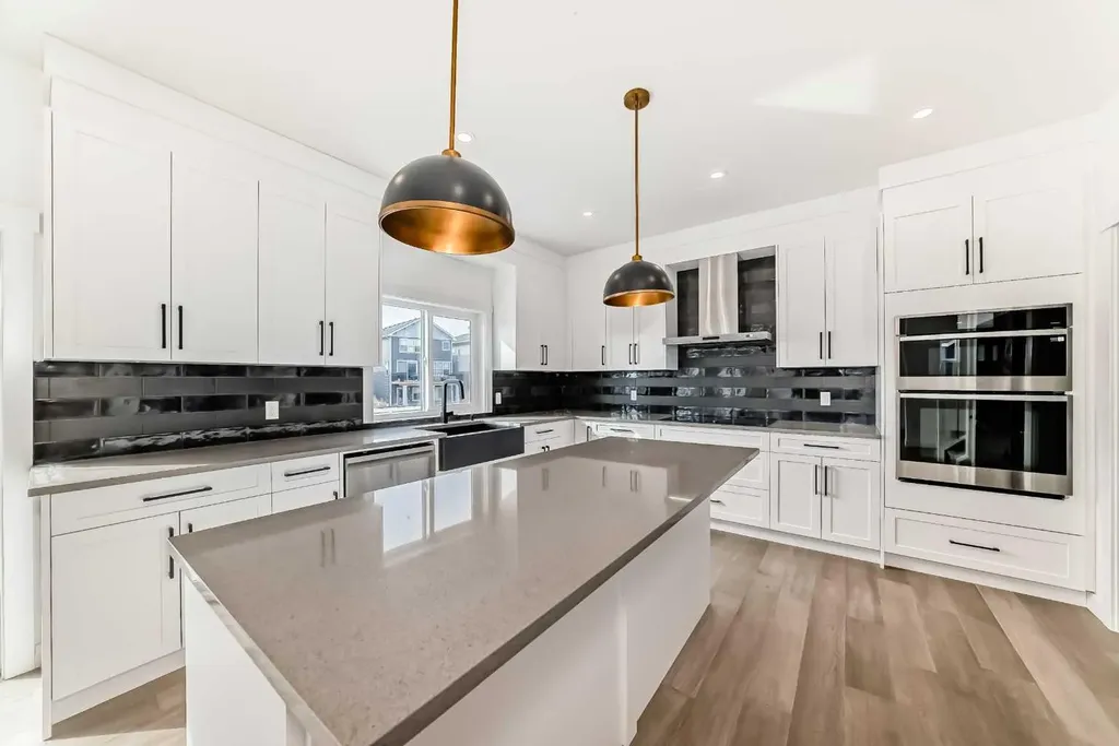 267 Chelsea Heath Chestermere AB T1X2N4