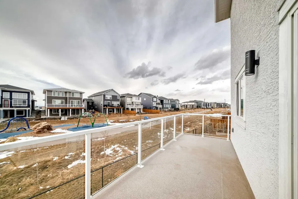 267 Chelsea Heath Chestermere AB T1X2N4
