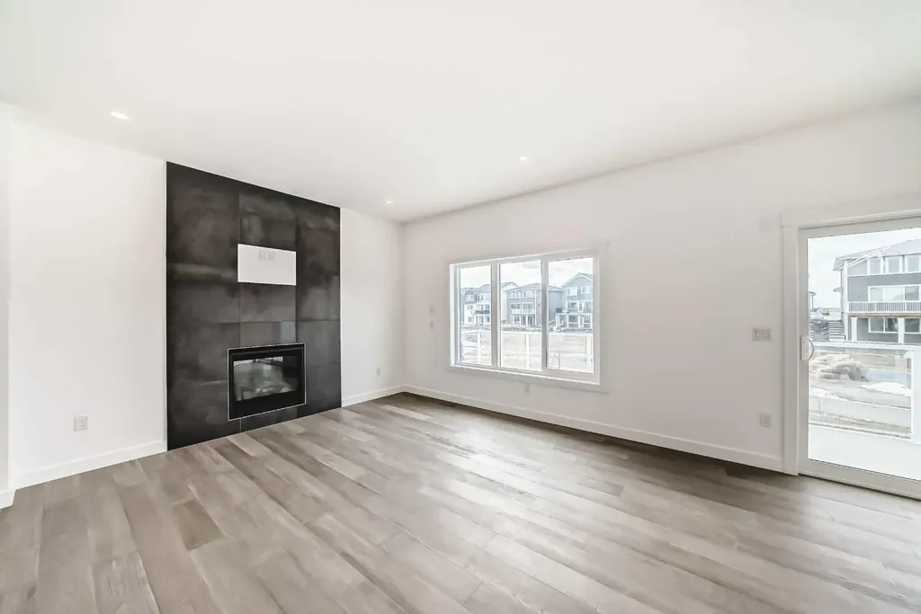 267 Chelsea Heath Chestermere AB T1X2N4