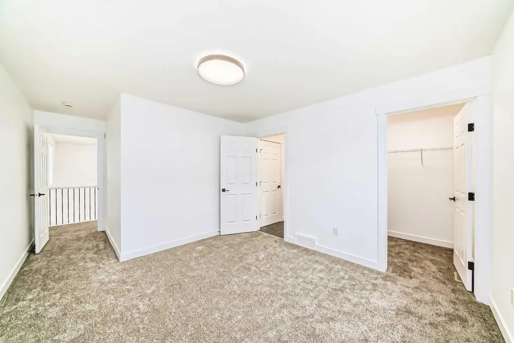 267 Chelsea Heath Chestermere AB T1X2N4