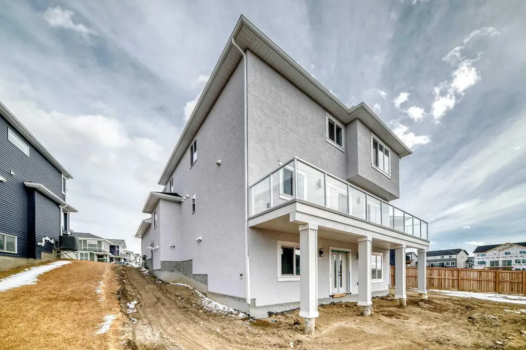 267 Chelsea Heath Chestermere AB T1X2N4