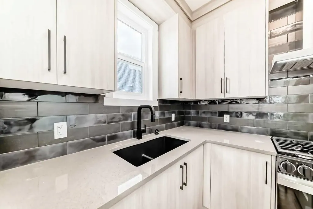 267 Chelsea Heath Chestermere AB T1X2N4