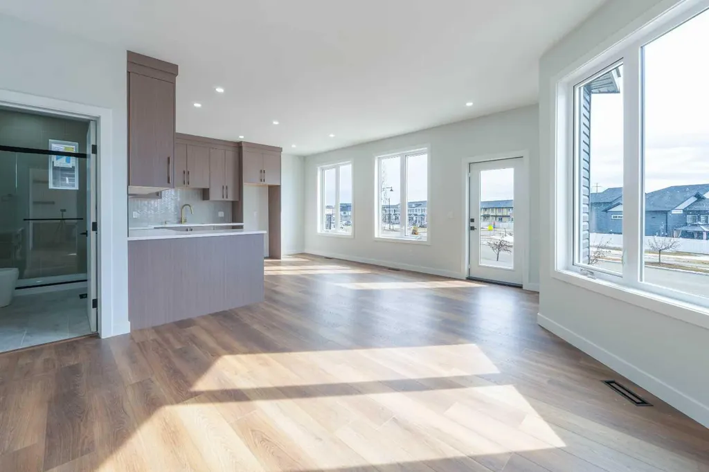 49 Lowden Close Red Deer AB T4R 0R9