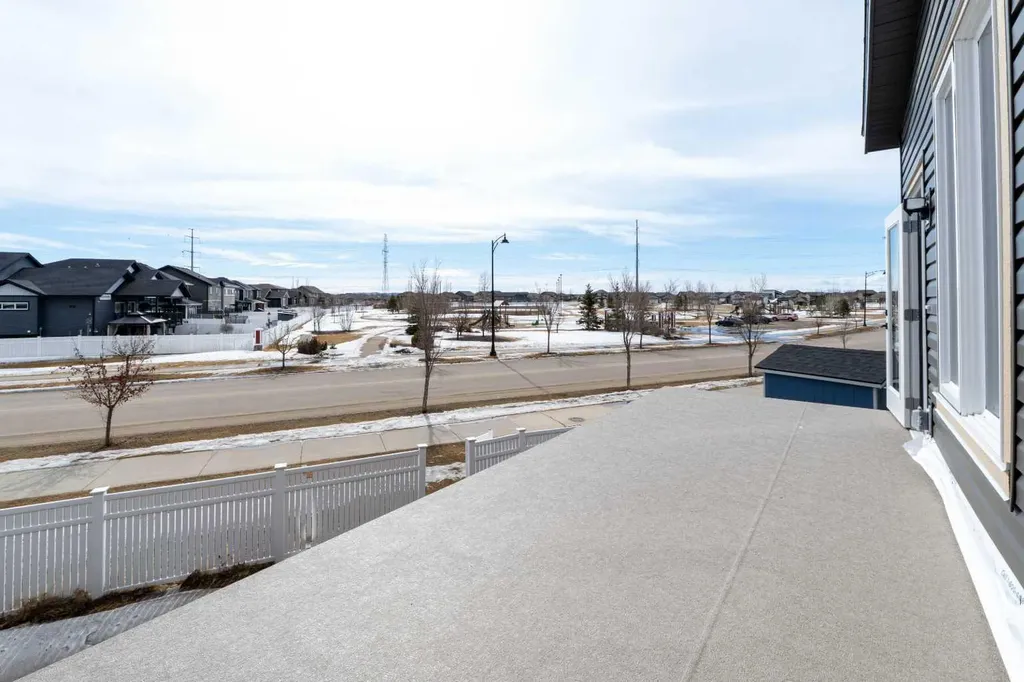 49 Lowden Close Red Deer AB T4R 0R9