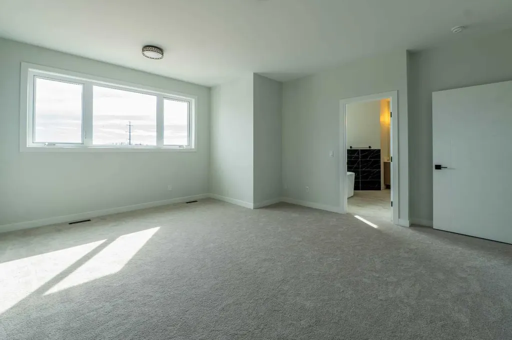 49 Lowden Close Red Deer AB T4R 0R9