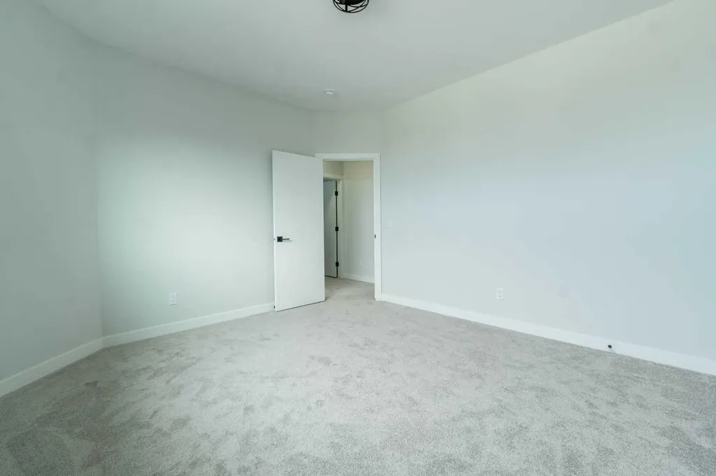 49 Lowden Close Red Deer AB T4R 0R9