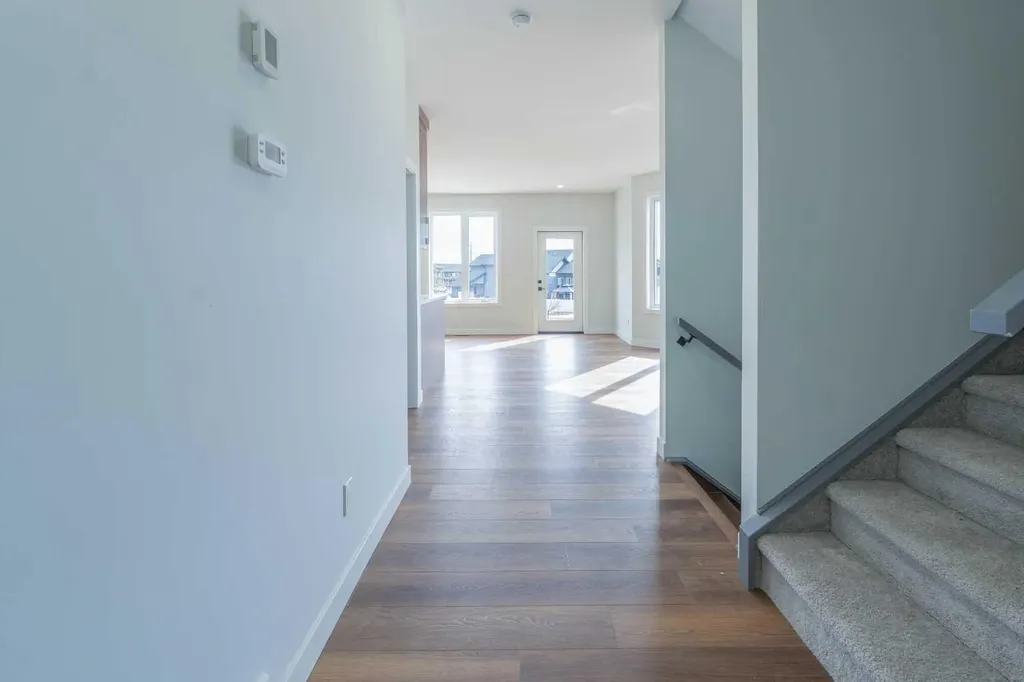 49 Lowden Close Red Deer AB T4R 0R9