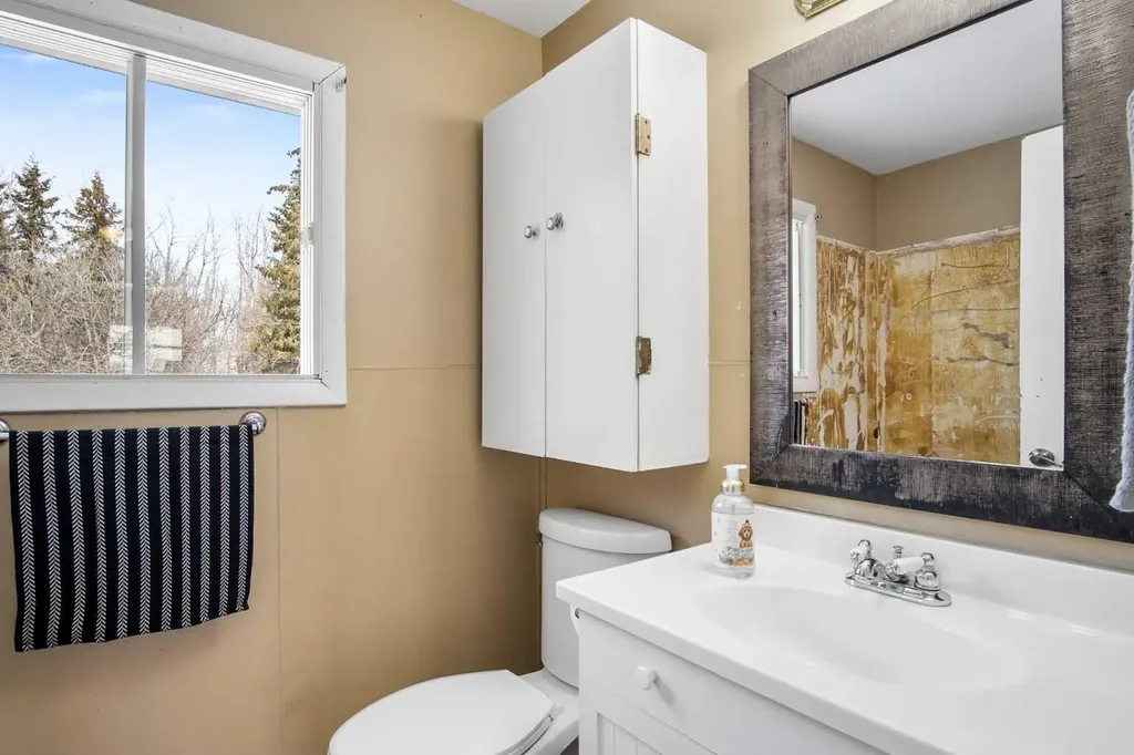 31017 Range Road 23 Rural Mountain View County AB T0M0W0