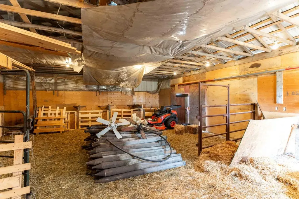 31017 Range Road 23 Rural Mountain View County AB T0M0W0