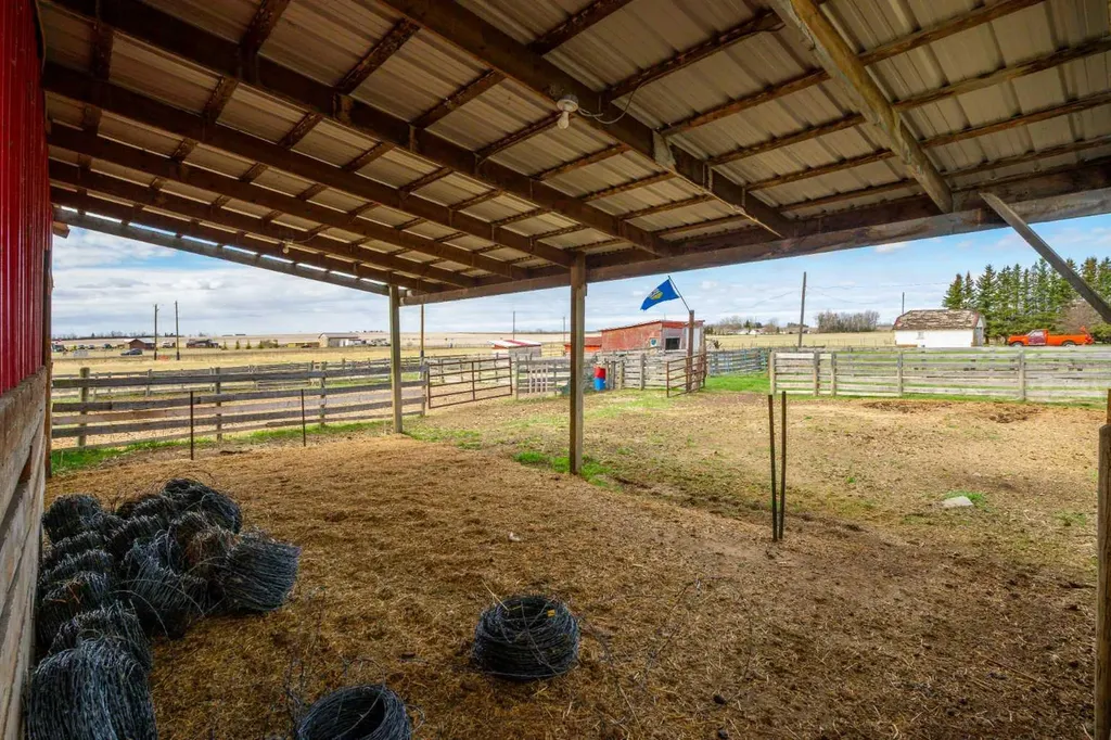 31017 Range Road 23 Rural Mountain View County AB T0M0W0