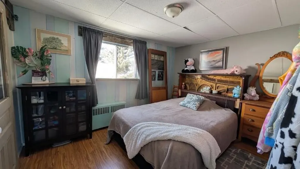 311 47 Avenue W Claresholm AB T0L 0T0