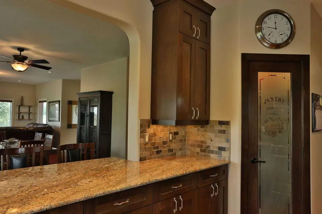 32015 292 Avenue E Rural Foothills County AB T1S 4P7