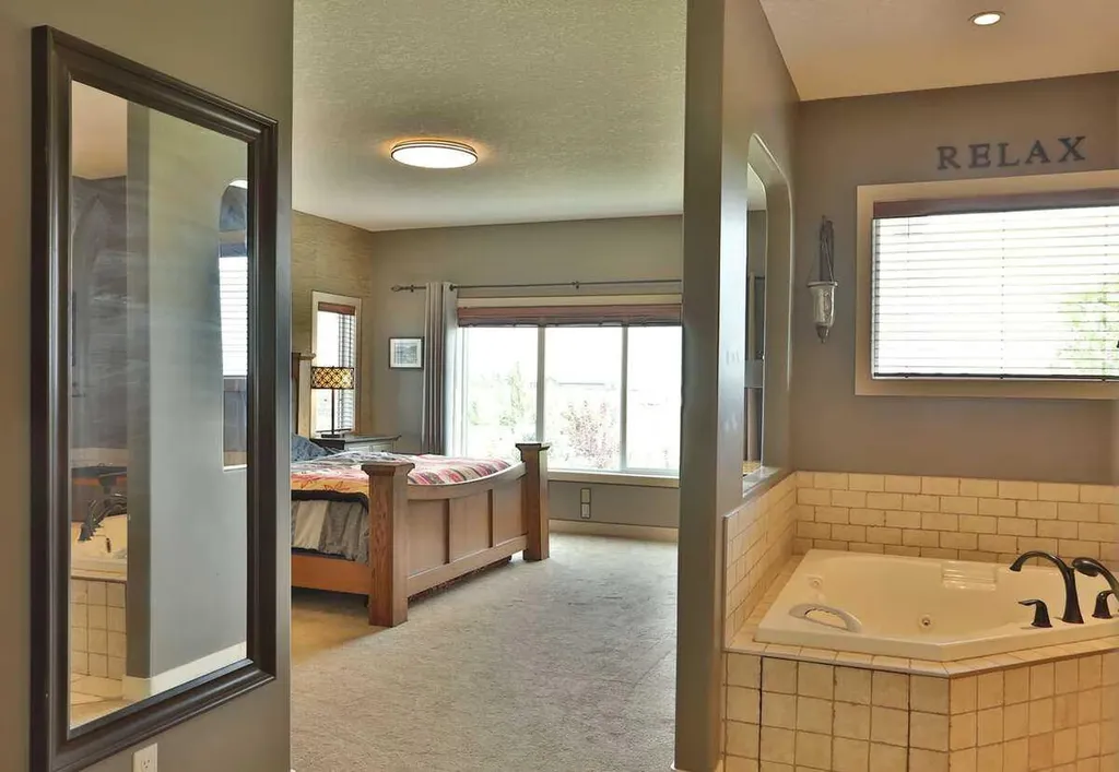 32015 292 Avenue E Rural Foothills County AB T1S 4P7