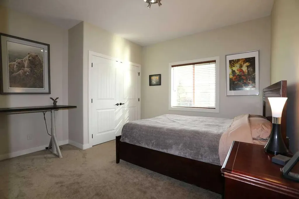 32015 292 Avenue E Rural Foothills County AB T1S 4P7