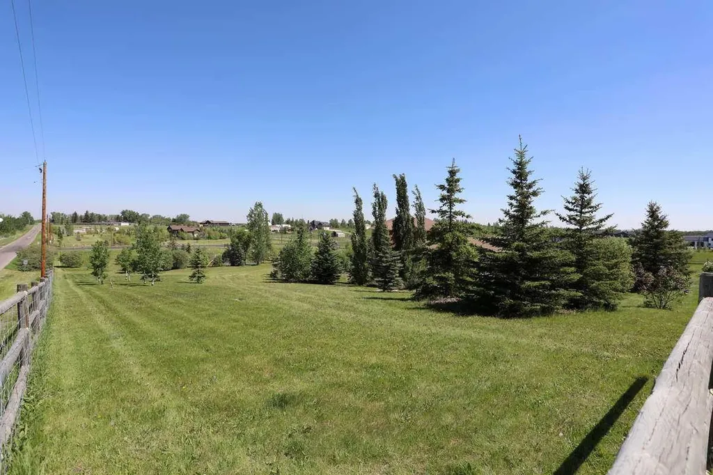 32015 292 Avenue E Rural Foothills County AB T1S 4P7
