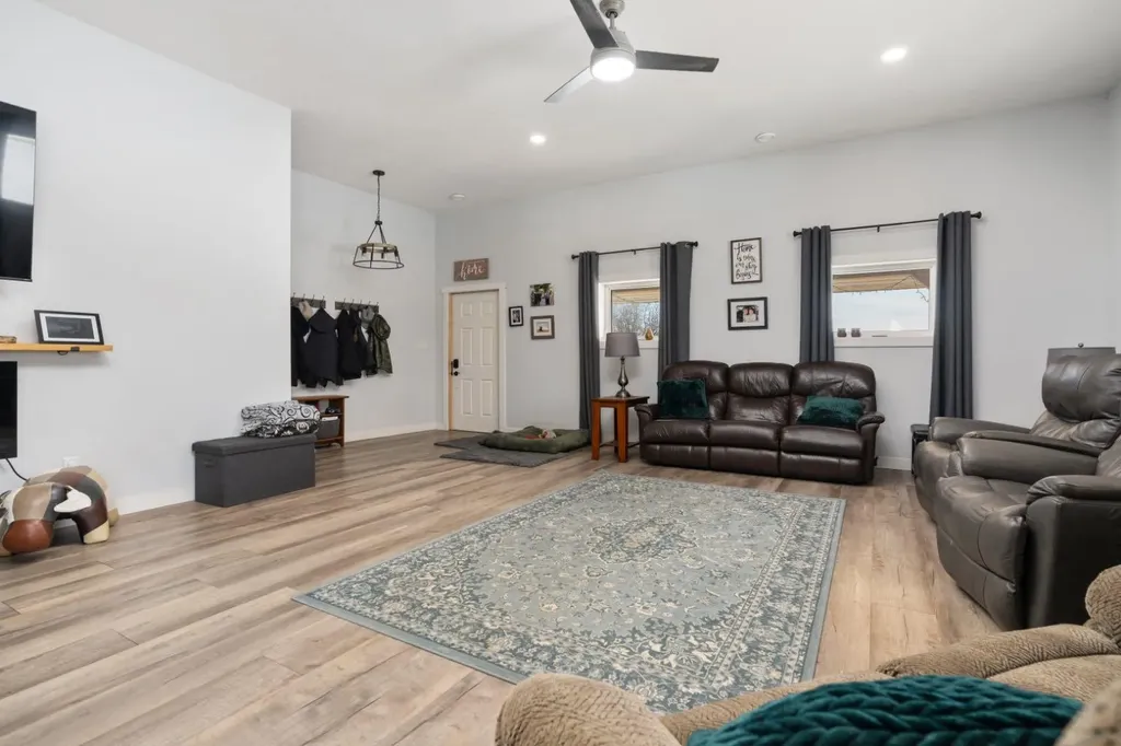 49274 Range Road 225 Rural Leduc County AB T0B 3M3