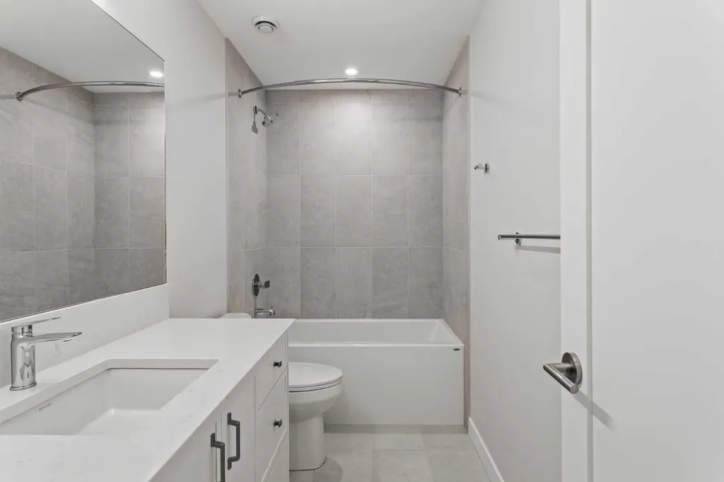 209 Stewart Creek Rise Canmore AB T1W0N9