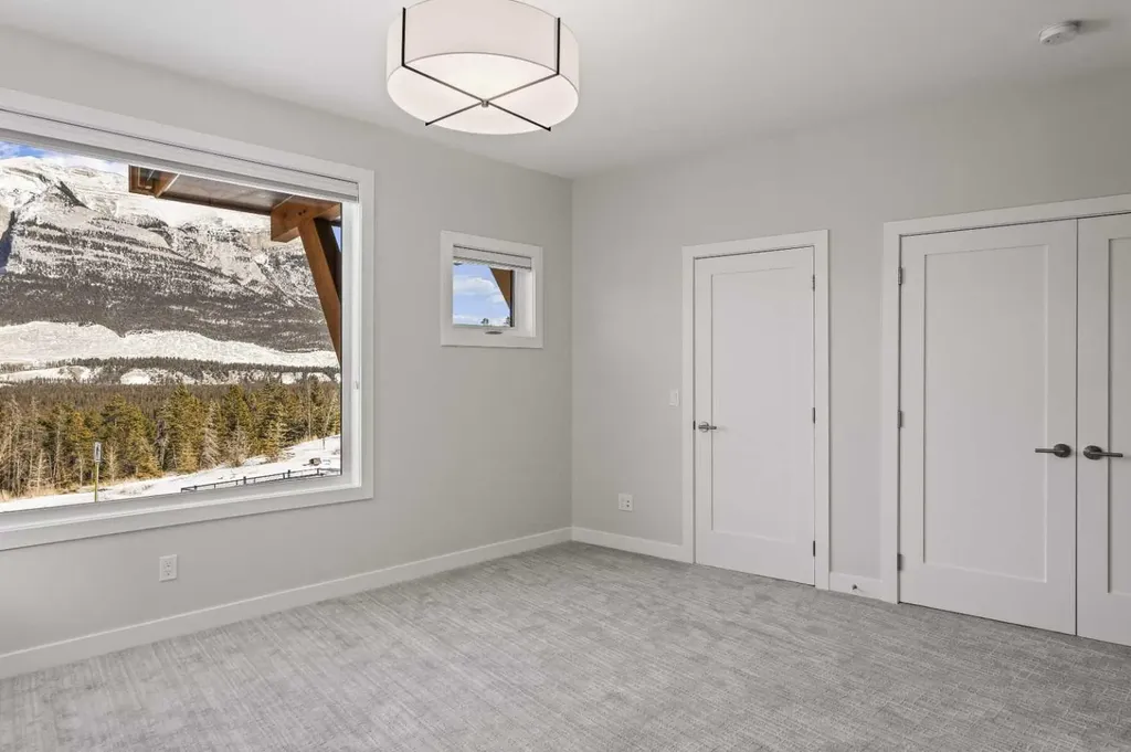 209 Stewart Creek Rise Canmore AB T1W0N9