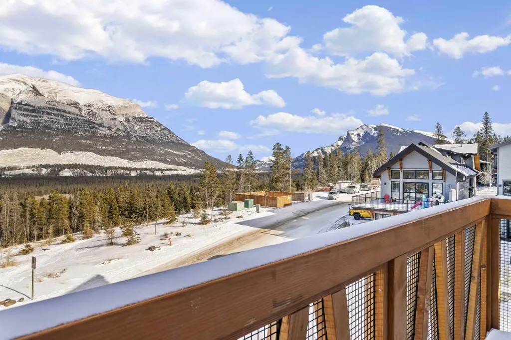 209 Stewart Creek Rise Canmore AB T1W0N9