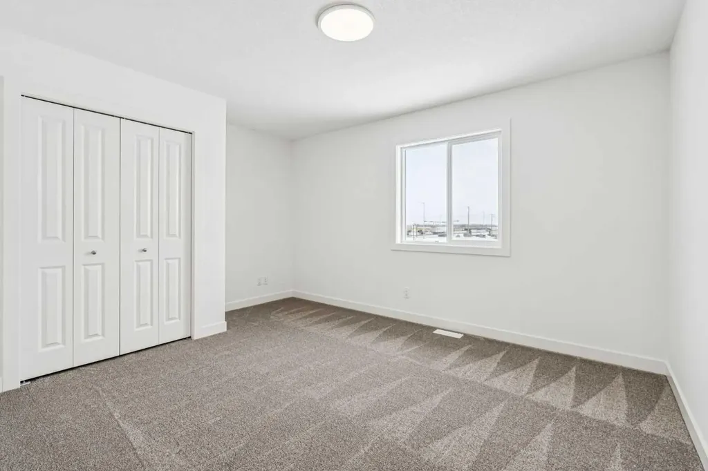 70 Prince Crescent Rural Rocky View County AB T1X 3J1