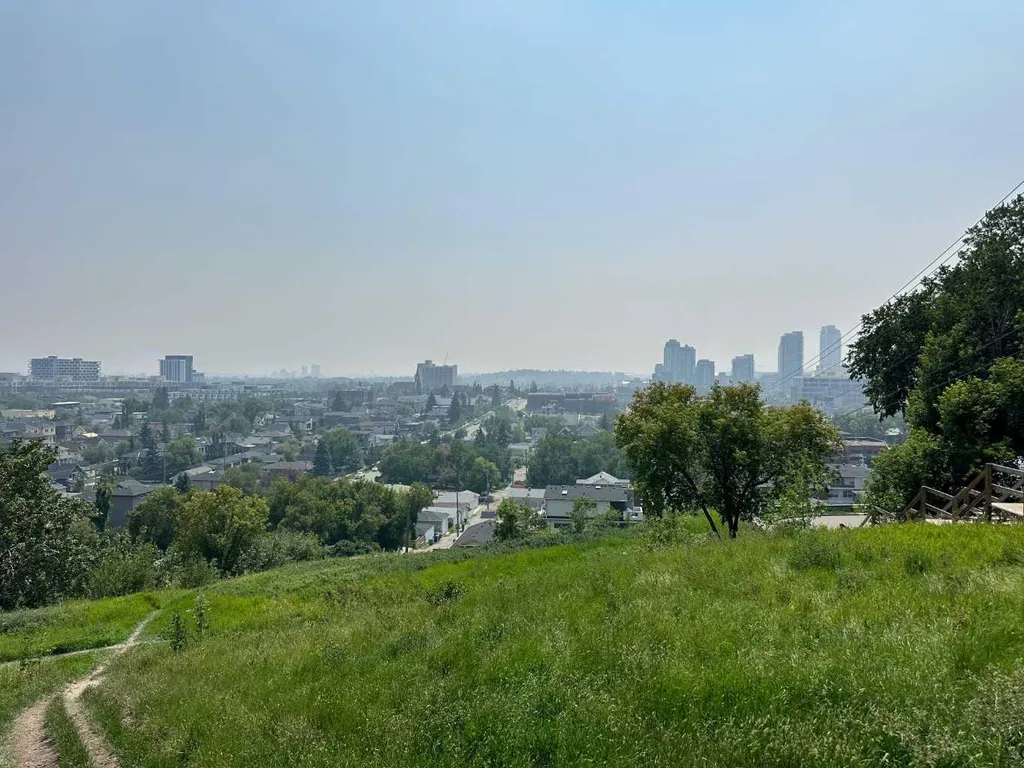 1140 Regent Crescent NE Calgary AB T2E 5J7