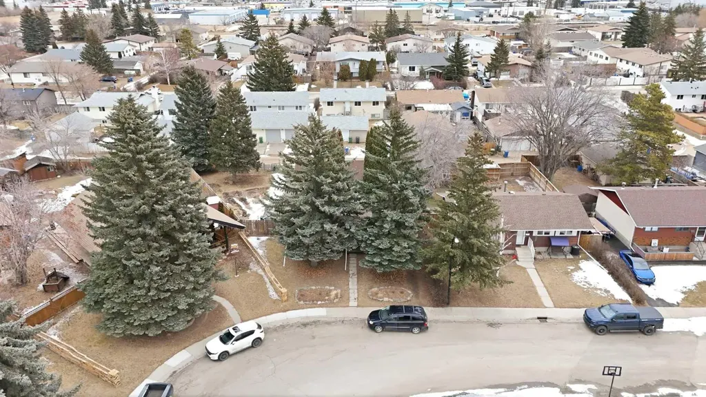 39 Norris Close Red Deer AB T4P 1R2