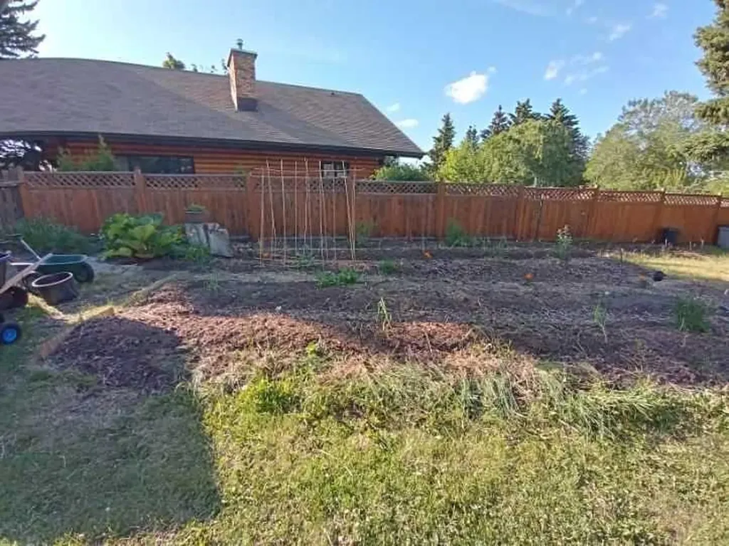 39 Norris Close Red Deer AB T4P 1R2