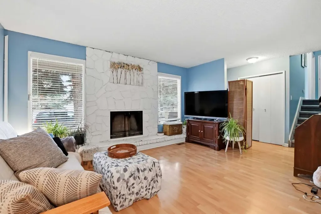 39 Norris Close Red Deer AB T4P 1R2